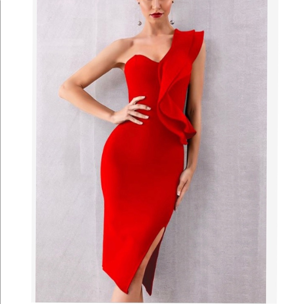 Red ruffle one shoulder bodycon dress M